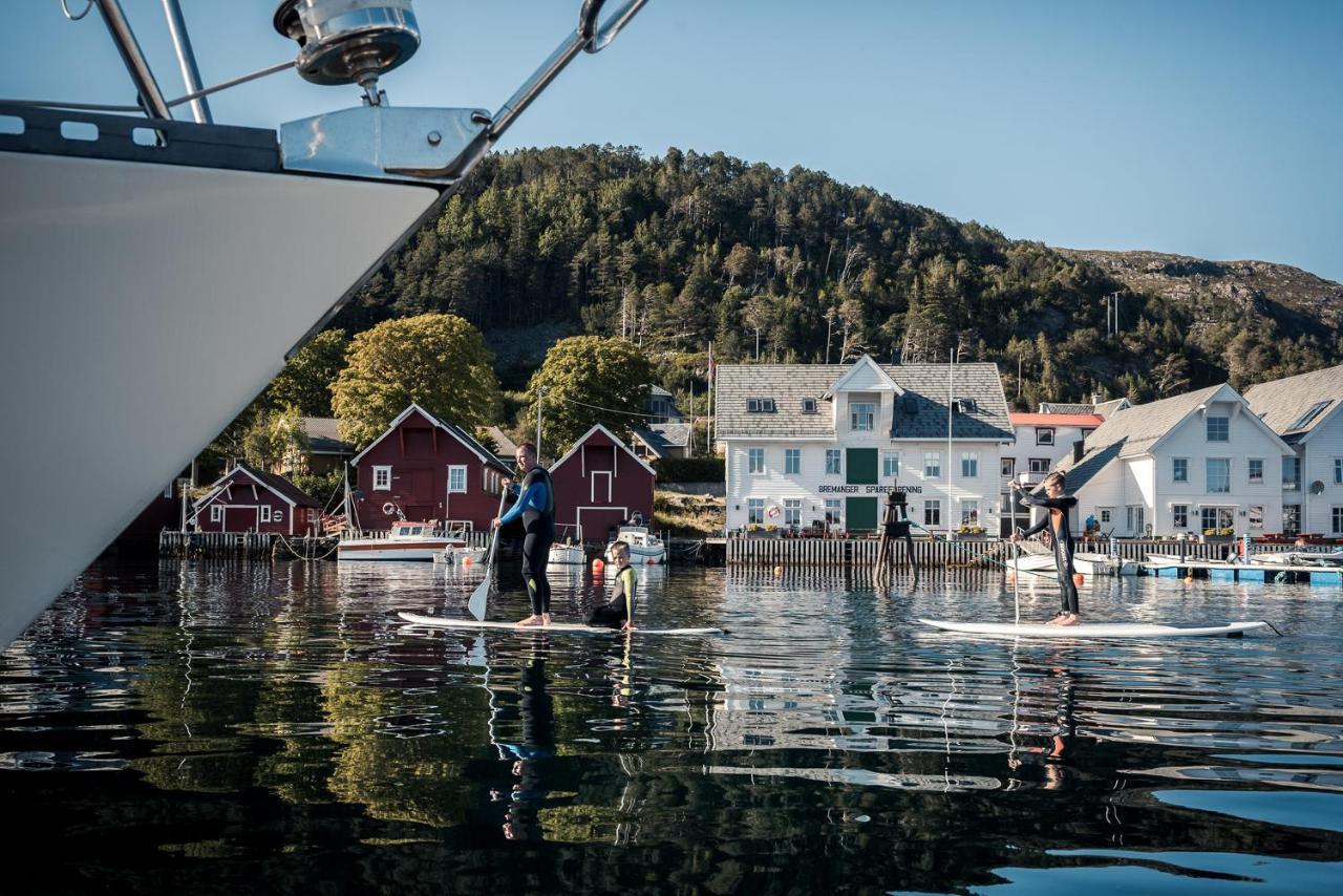 Knutholmen Hotel Kalvag Exterior photo